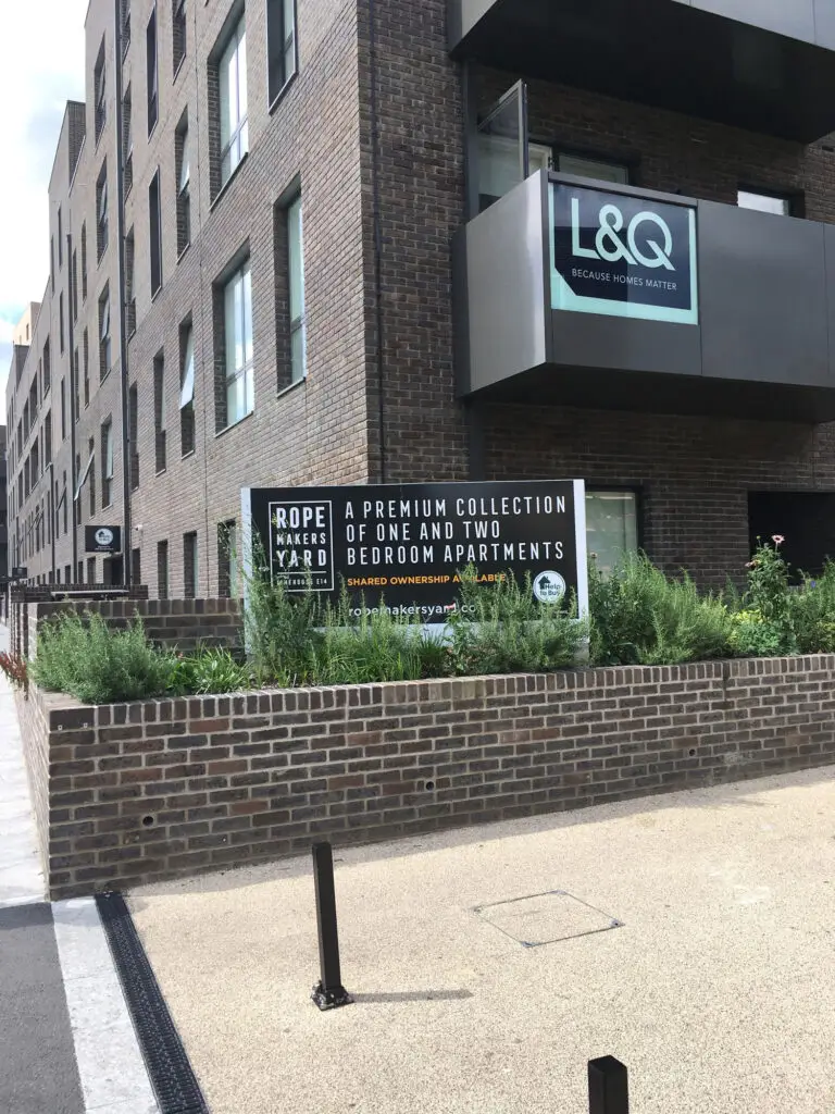 Ropemakers Yard development signage installed on-site by Oracle Creative for L&Q